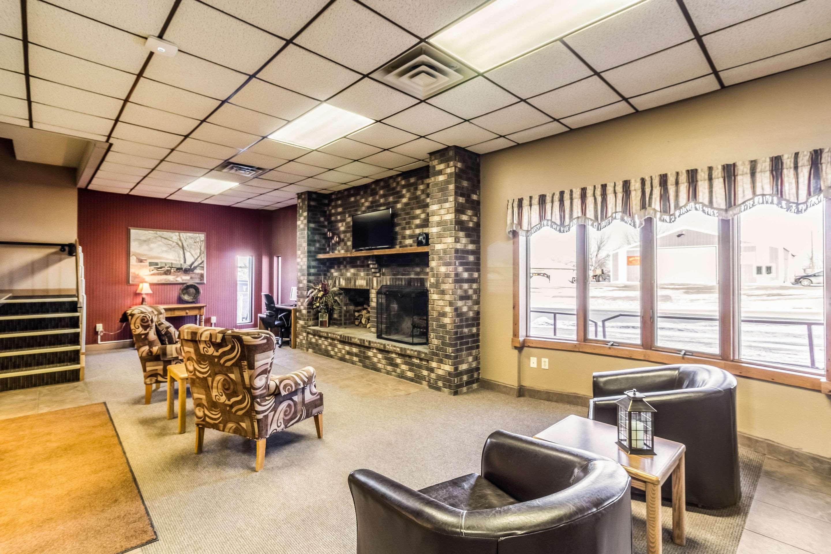 Econo Lodge - Valley City Bagian luar foto