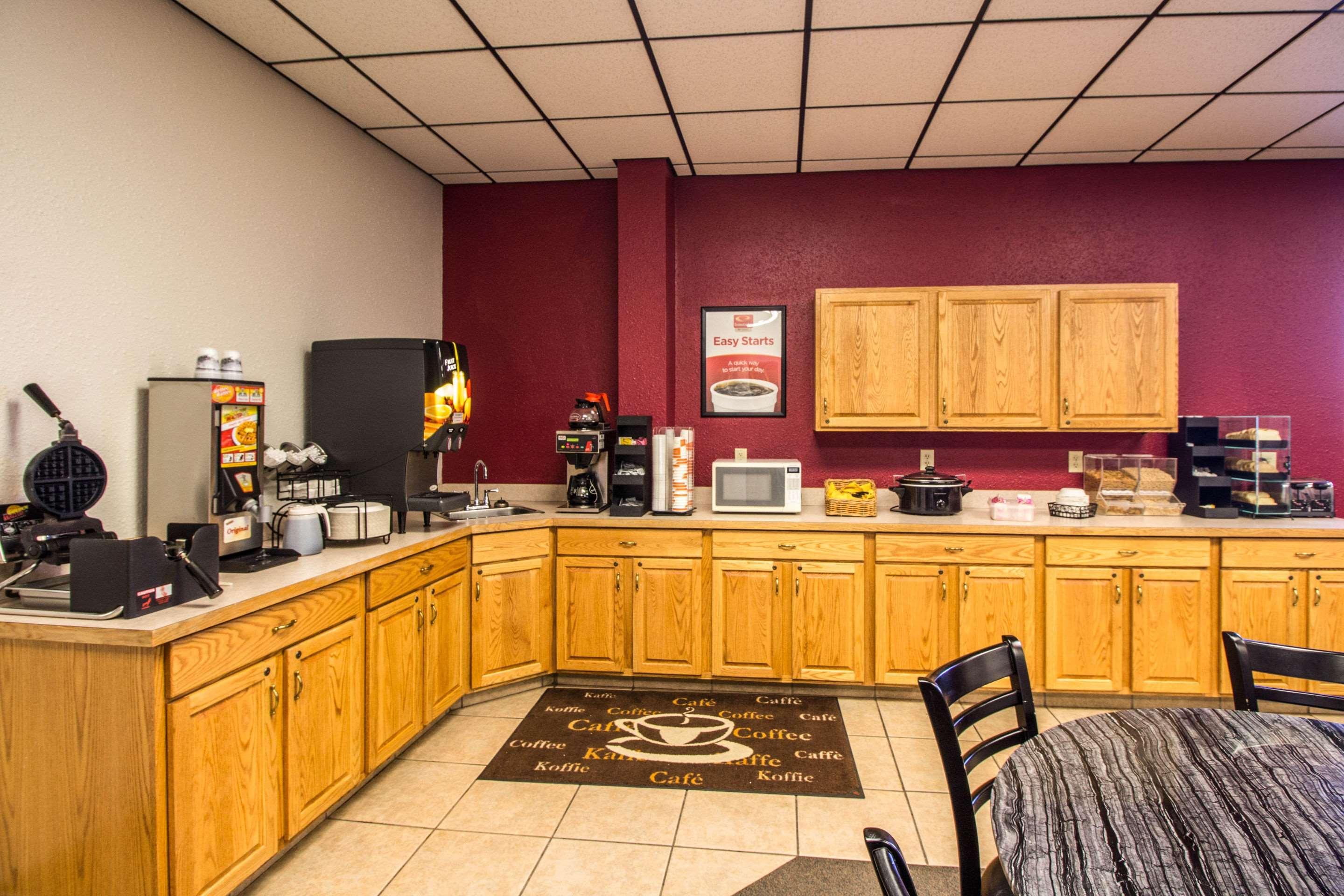 Econo Lodge - Valley City Bagian luar foto