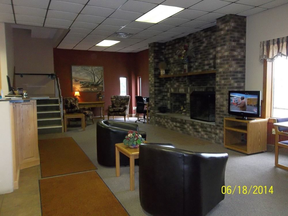 Econo Lodge - Valley City Bagian luar foto