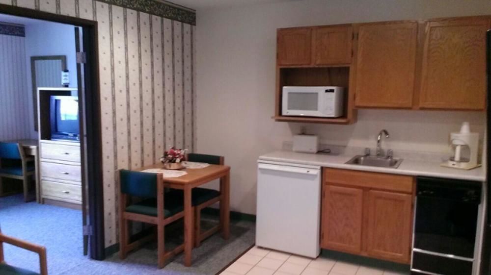 Econo Lodge - Valley City Bagian luar foto