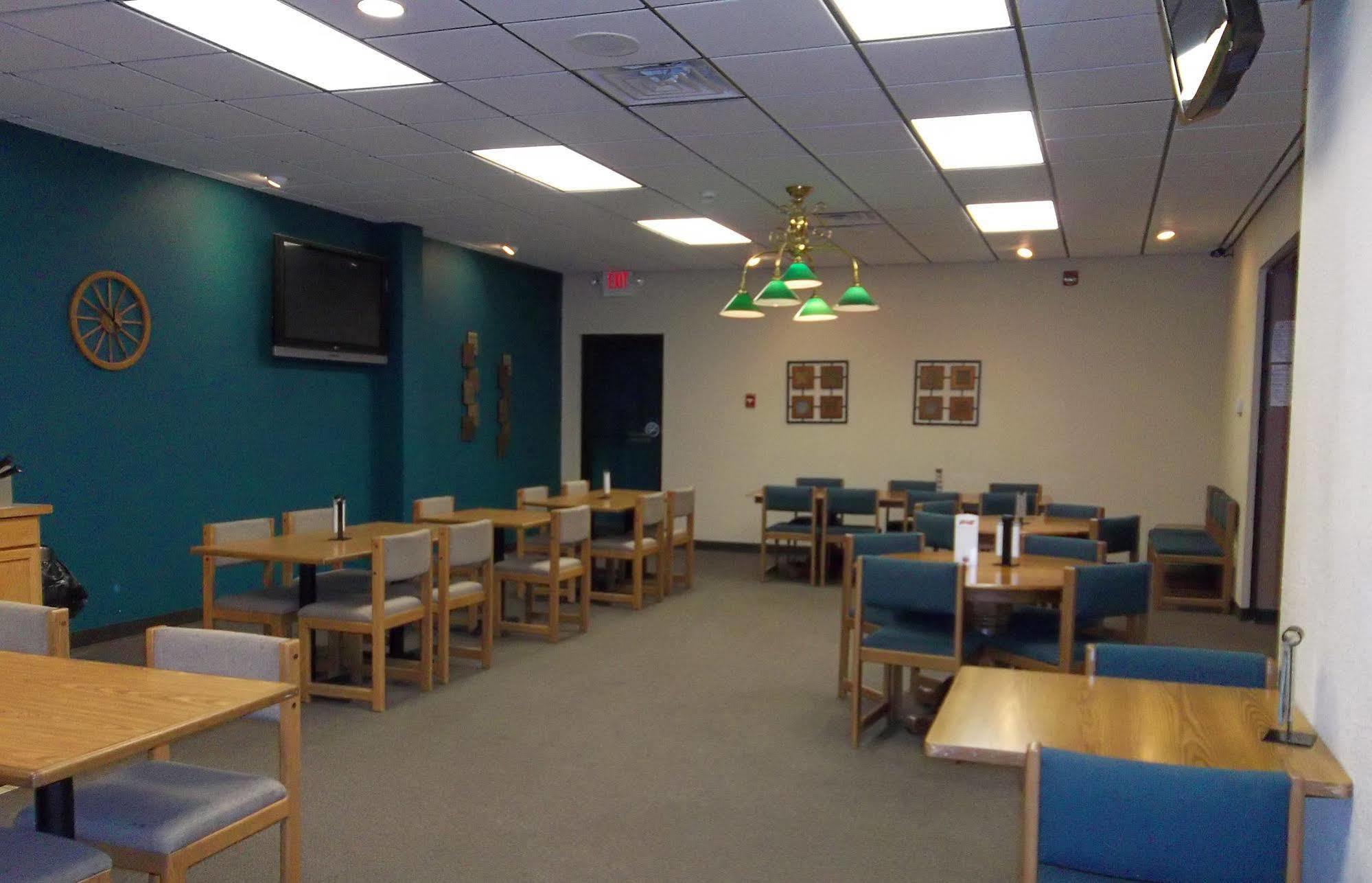 Econo Lodge - Valley City Bagian luar foto