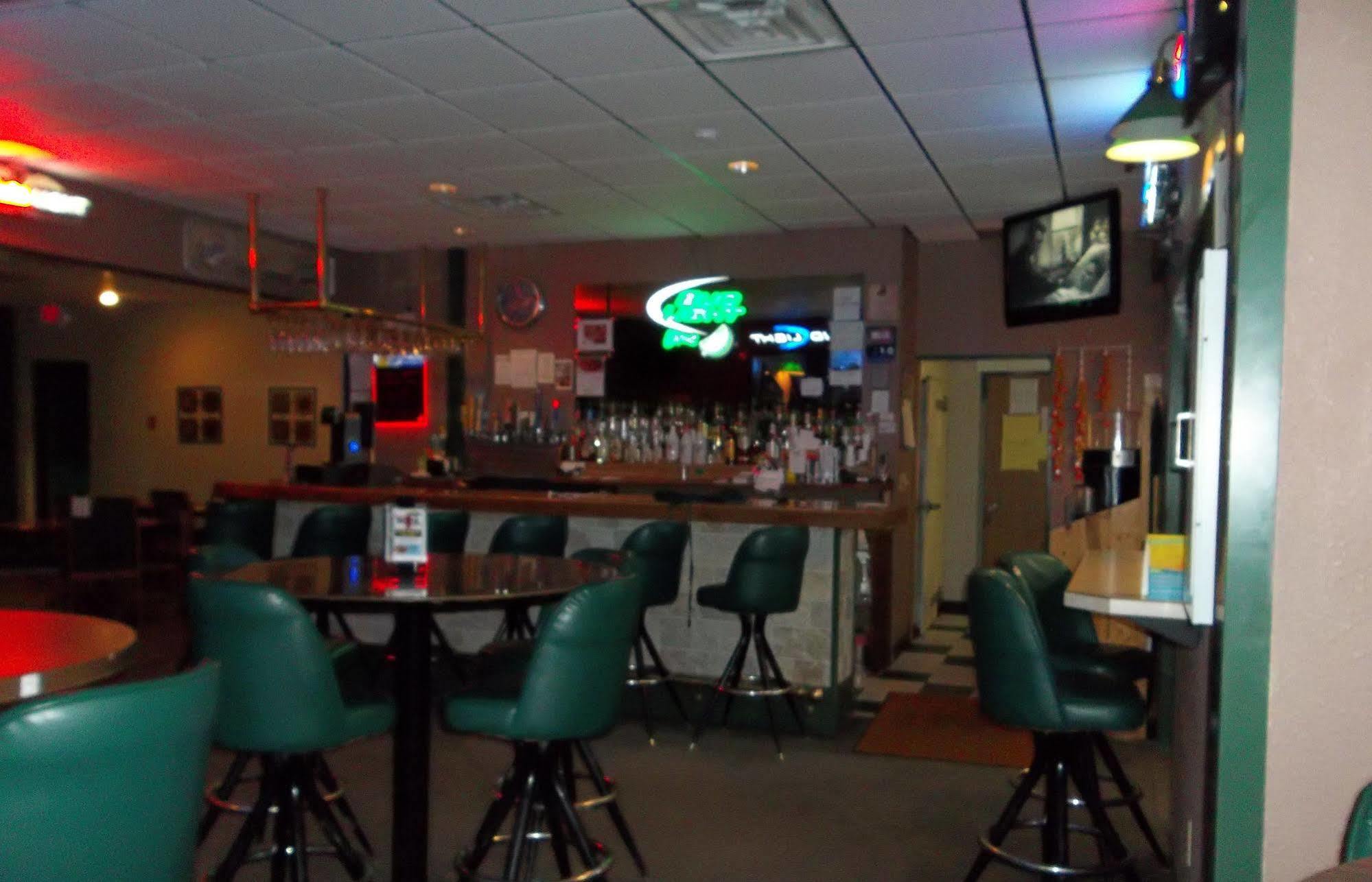 Econo Lodge - Valley City Bagian luar foto